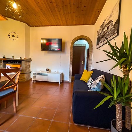 Apt Finestra Sul Castello, Vista Lago Wi-Fi Gratis Bracciano  Dış mekan fotoğraf